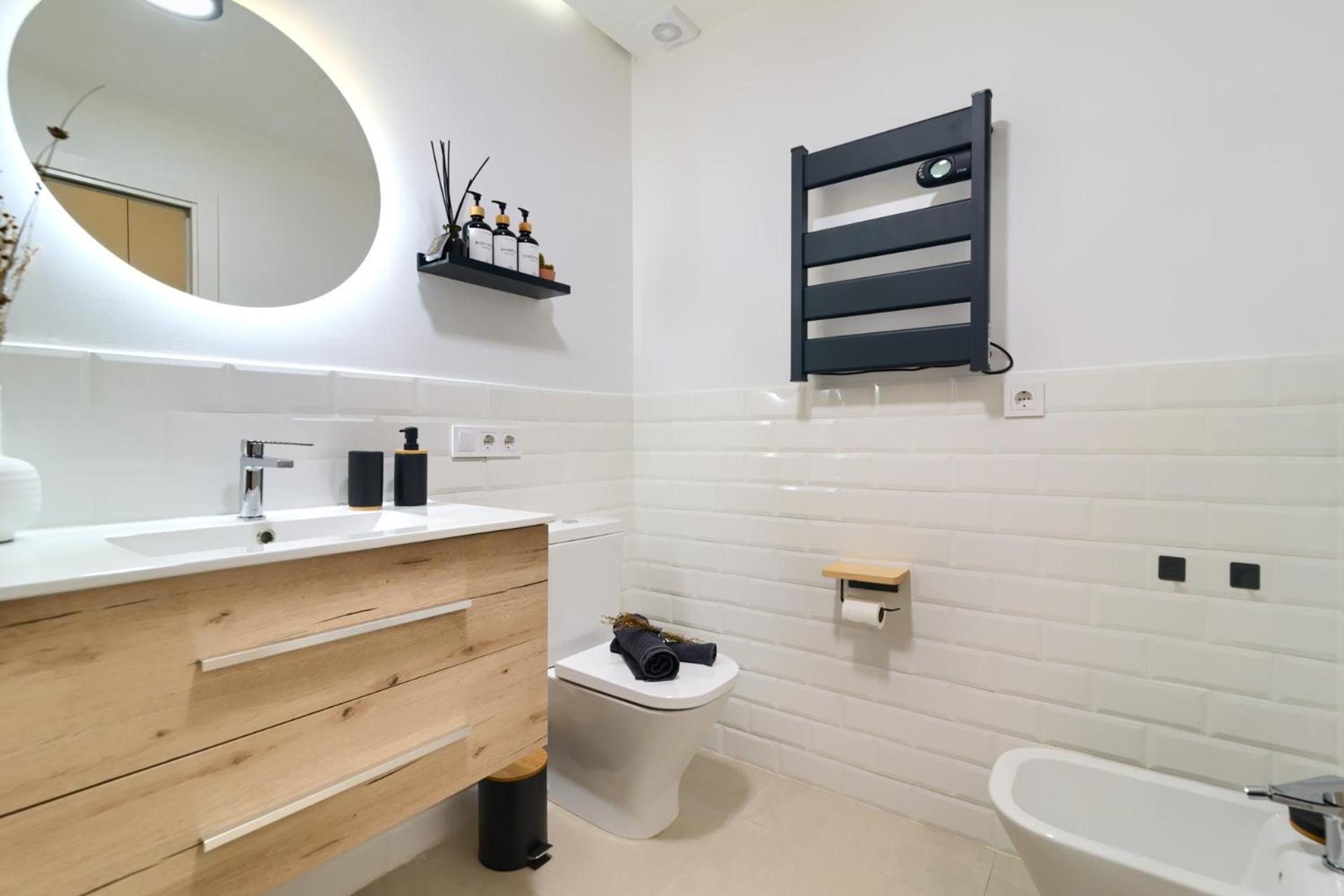 Urban Nest - Tu Refugio En La Ciudad Appartamento Valenza